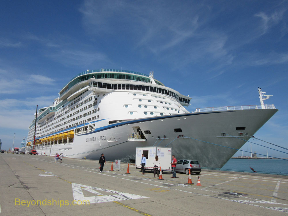 Arriving in Zeebrugge by cruise ship? A private shore excursion to Bruges with pick-up at the cruise terminal, and always back at the port one hour before departure.